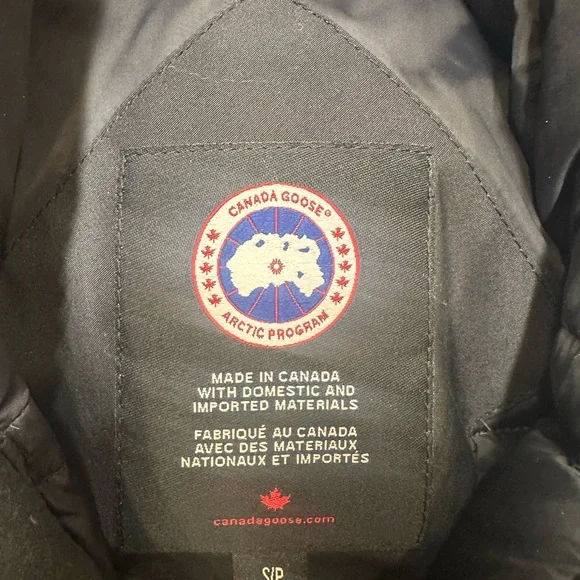 Canada Goose Black Arctic Program Jacket - Picture 2 of 16